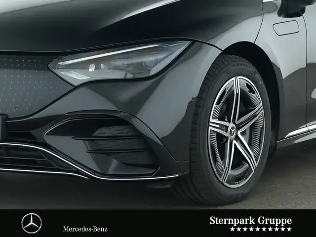 Mercedes-Benz EQE 350