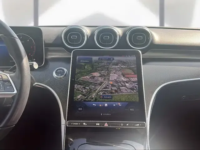 Mercedes-Benz C 220