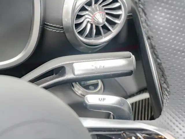 Mercedes-Benz SL 63 AMG
