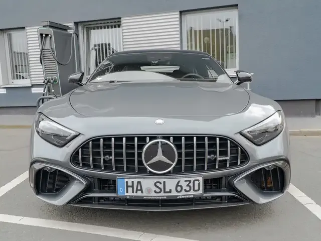 Mercedes-Benz SL 63 AMG