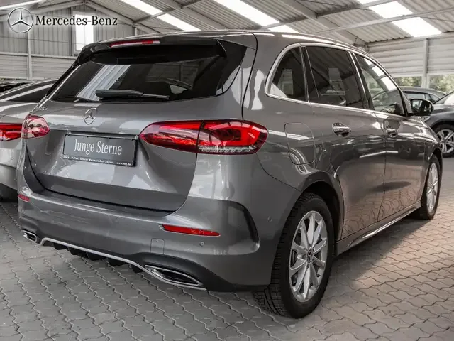 Mercedes-Benz B 250