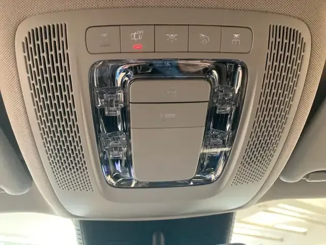 Mercedes-Benz EQB 300