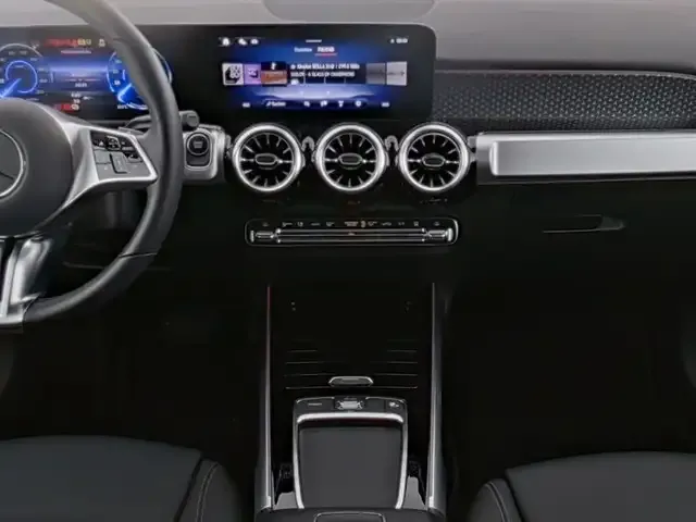 Mercedes-Benz EQB 300