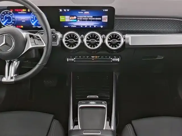 Mercedes-Benz EQB 300