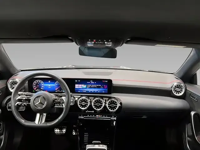 Mercedes-Benz CLA 180