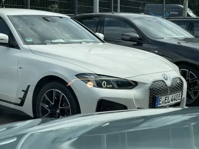 BMW i4