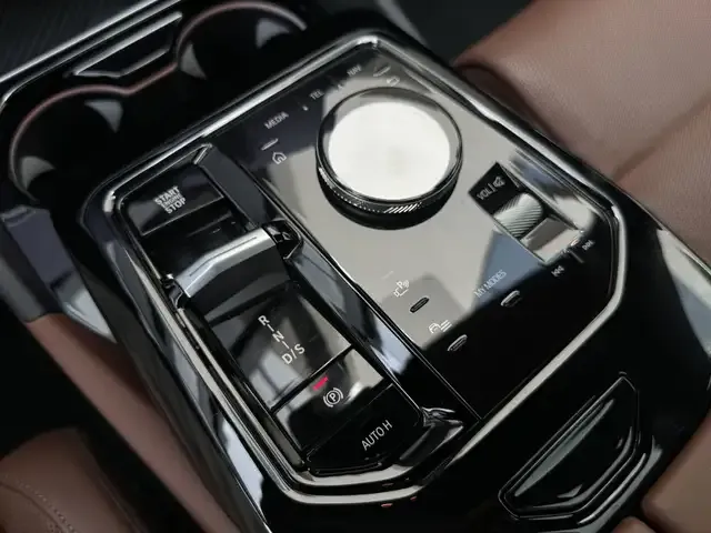 BMW 550