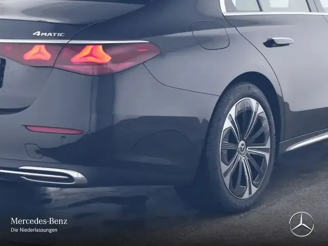 Mercedes-Benz E 400