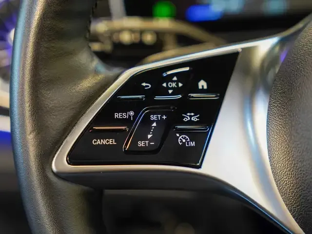 Mercedes-Benz EQE 350