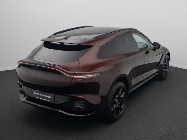 Aston Martin DBX