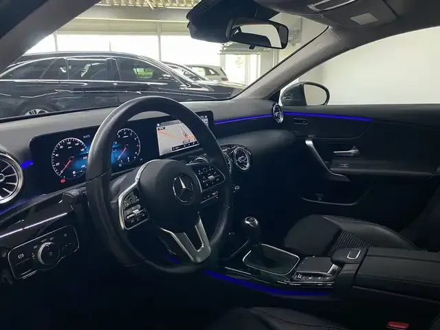 Mercedes-Benz A 180