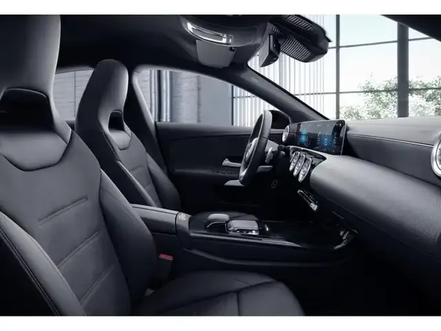 Mercedes-Benz CLA 180