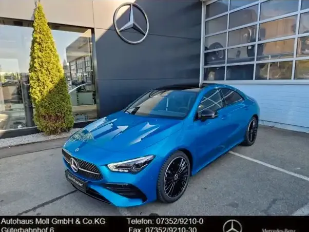 Mercedes-Benz CLA 200