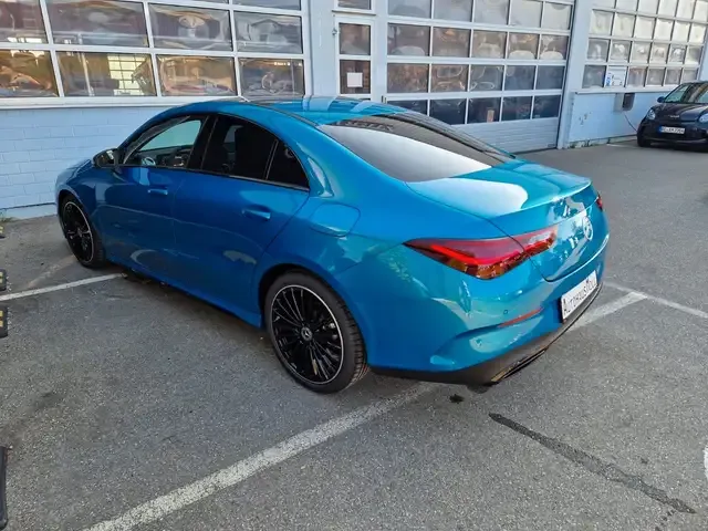 Mercedes-Benz CLA 200