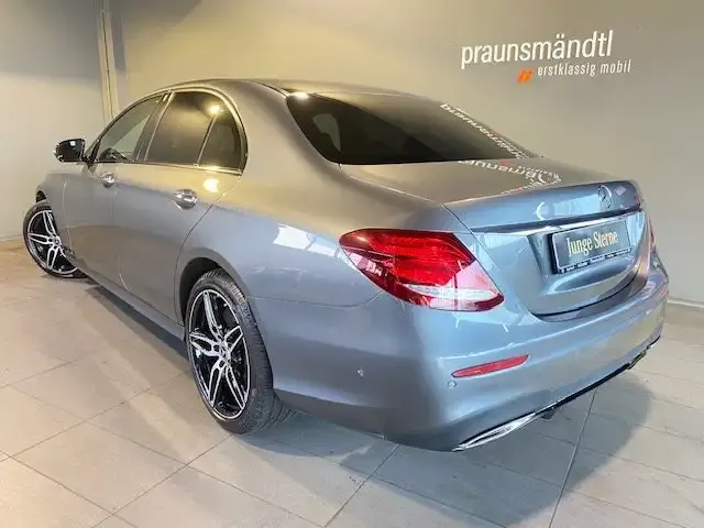 Mercedes-Benz E 450
