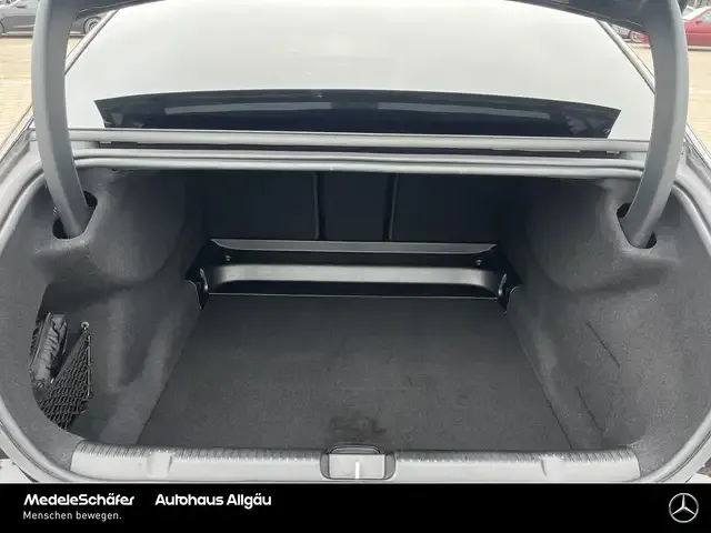 Mercedes-Benz EQE 300