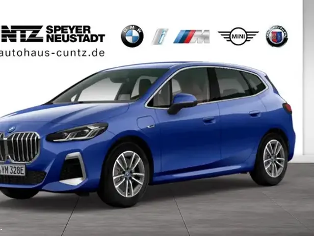 BMW 225