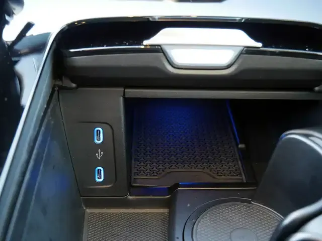 Mercedes-Benz EQE 350