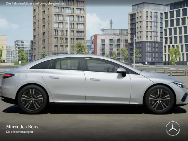 Mercedes-Benz EQE 300