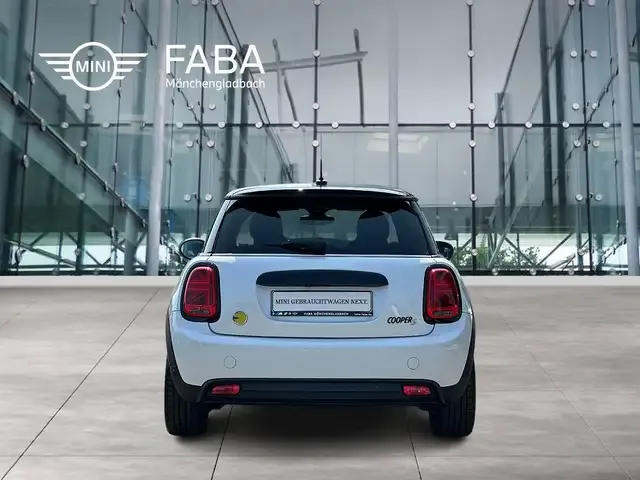 MINI Cooper SE