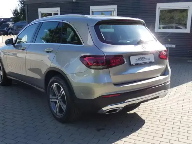 Mercedes-Benz GLC 200