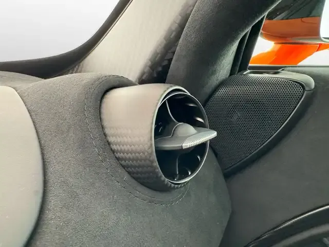 McLaren 750S
