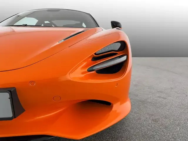 McLaren 750S