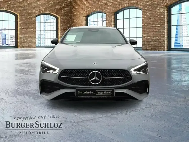 Mercedes-Benz CLA 180