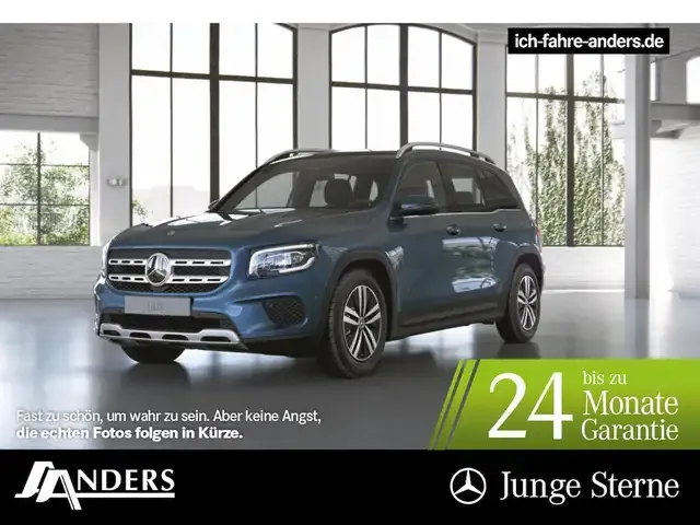 Mercedes-Benz GLB 220
