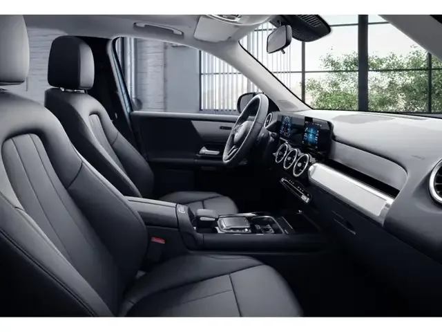 Mercedes-Benz GLB 220
