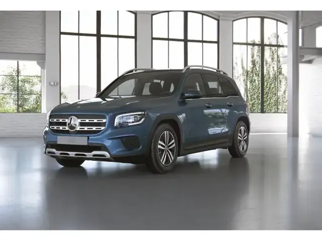 Mercedes-Benz GLB 220