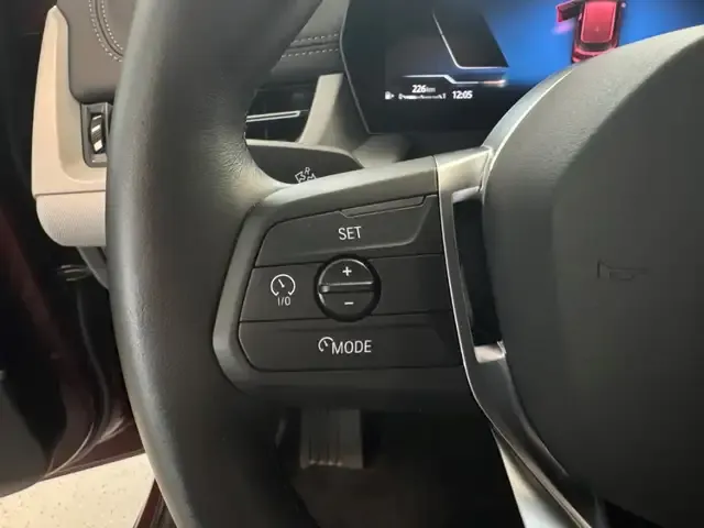 BMW 216
