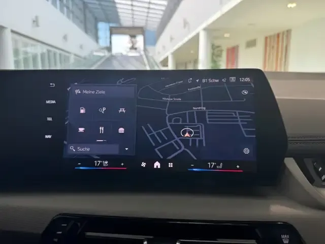 BMW 216