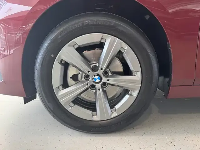BMW 216