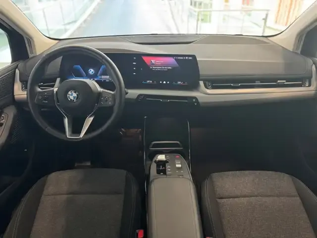 BMW 216