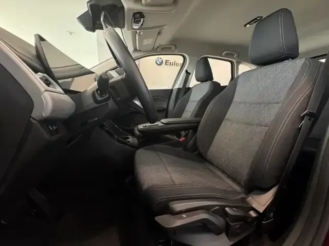 BMW 216