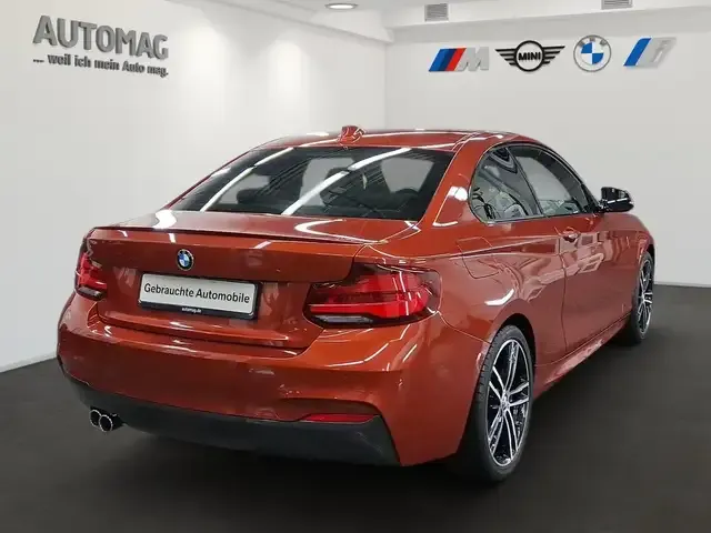 BMW 230