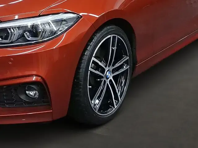BMW 230
