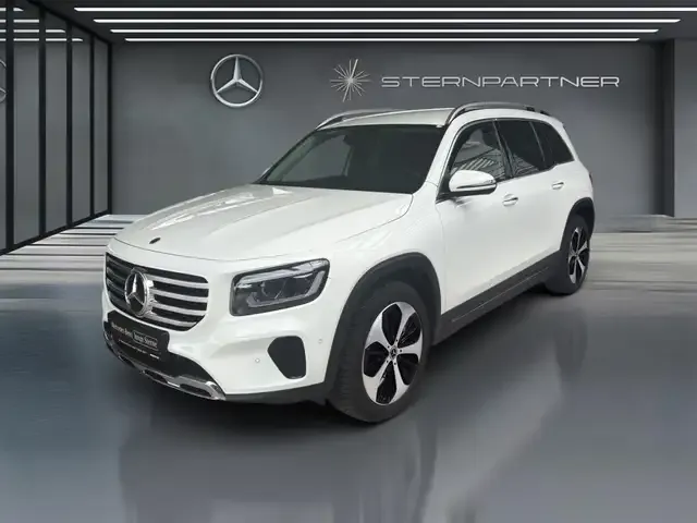 Mercedes-Benz GLB 200