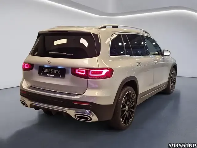 Mercedes-Benz GLB 180