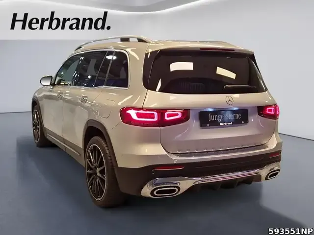 Mercedes-Benz GLB 180