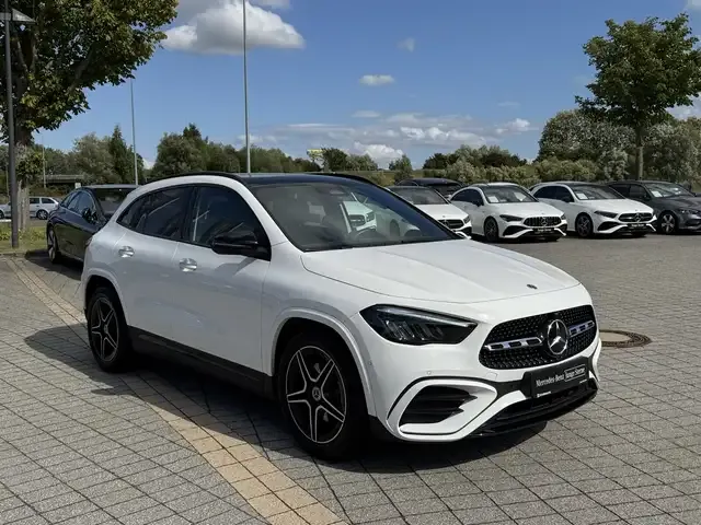 Mercedes-Benz GLA 180