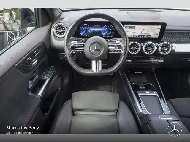 Mercedes-Benz EQB 300