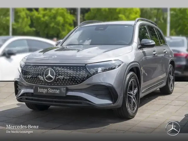 Mercedes-Benz EQB 300