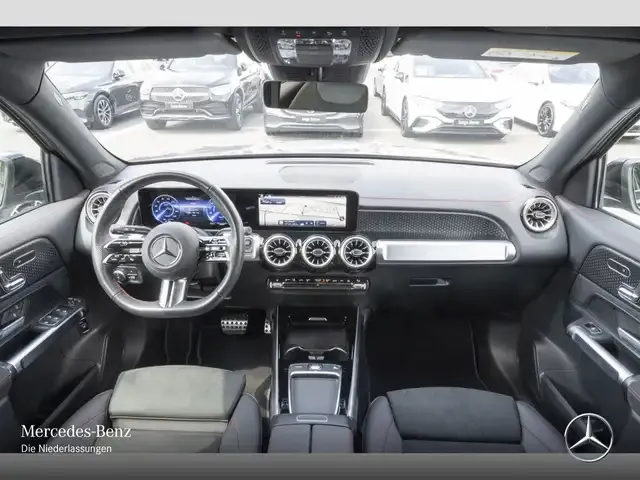 Mercedes-Benz EQB 300