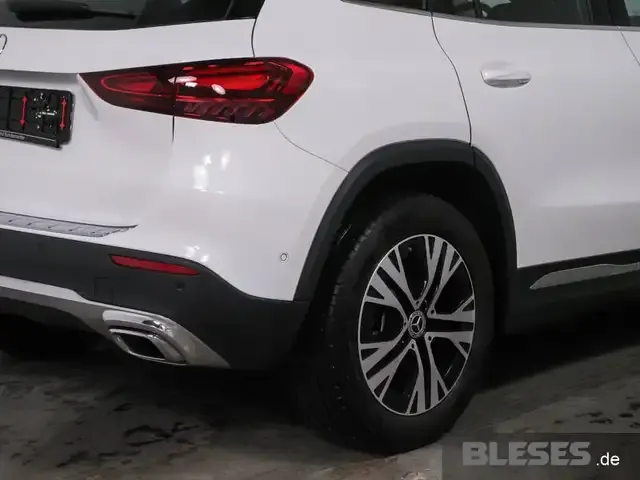 Mercedes-Benz GLA 180
