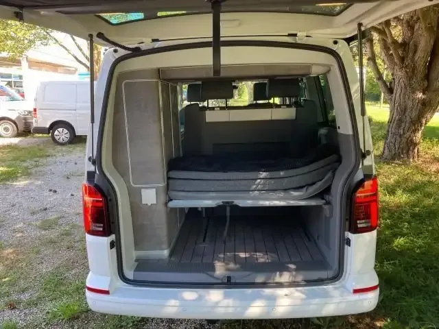 Volkswagen T6.1 California
