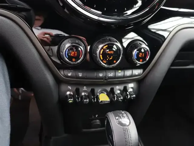 MINI Cooper SE Countryman