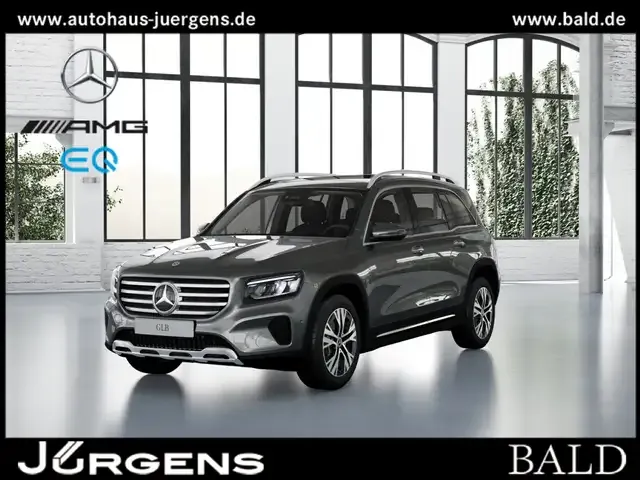 Mercedes-Benz GLB 220