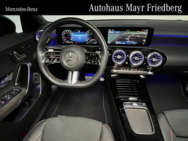 Mercedes-Benz CLA 200